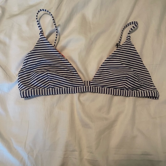 Floral reversible swim top. Ripcurl - Picture 2 of 2